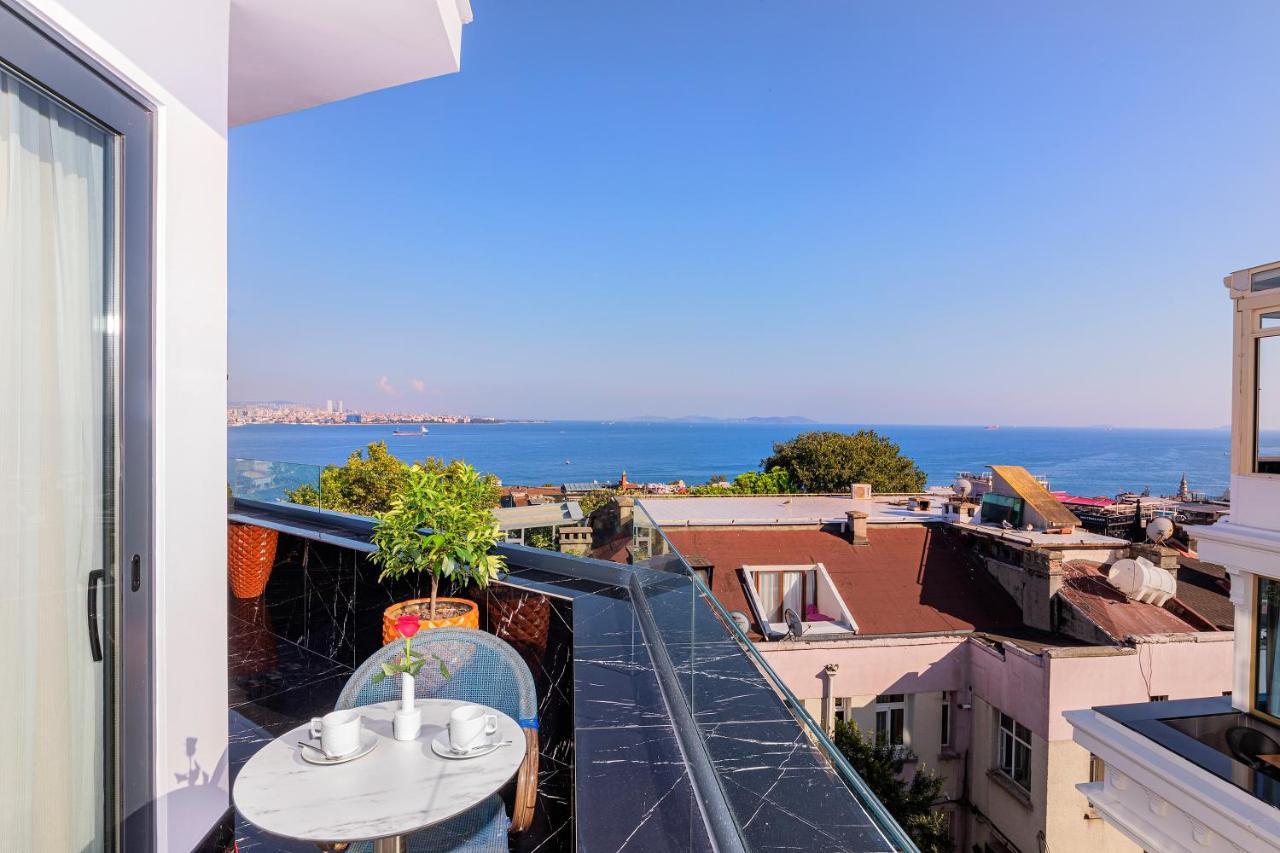 The Magnaura Palace Hotel Istanbul Exterior foto