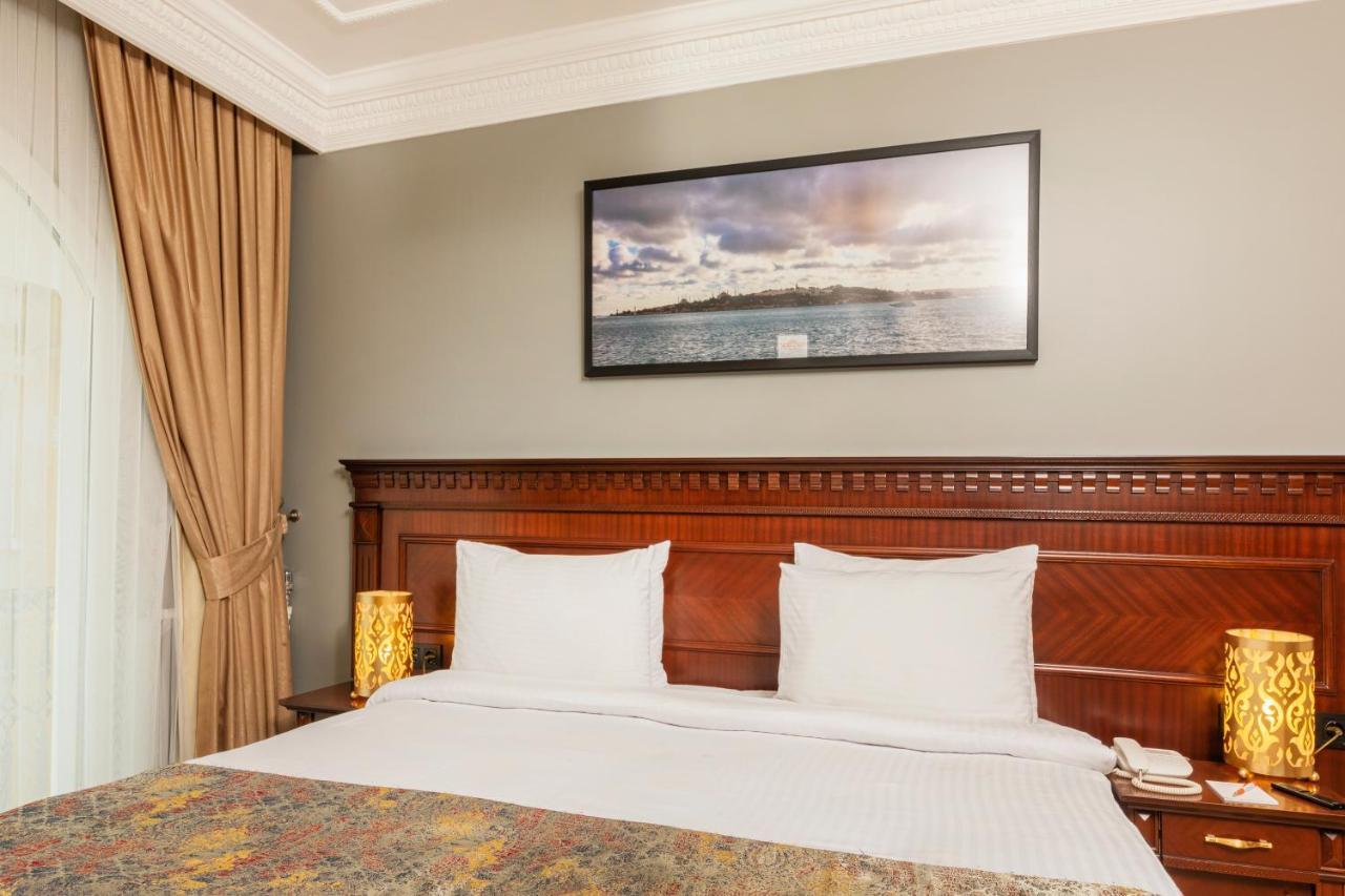 The Magnaura Palace Hotel Istanbul Exterior foto