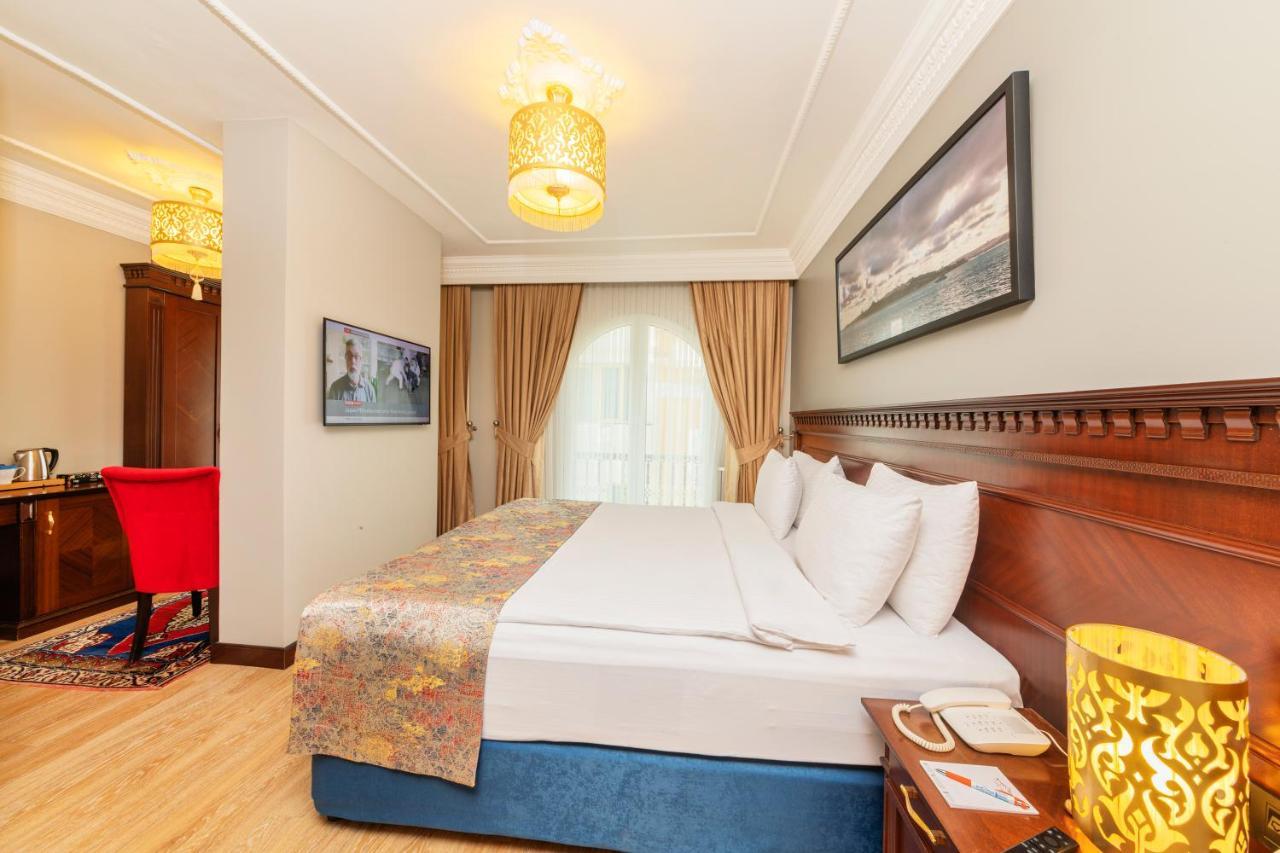 The Magnaura Palace Hotel Istanbul Exterior foto
