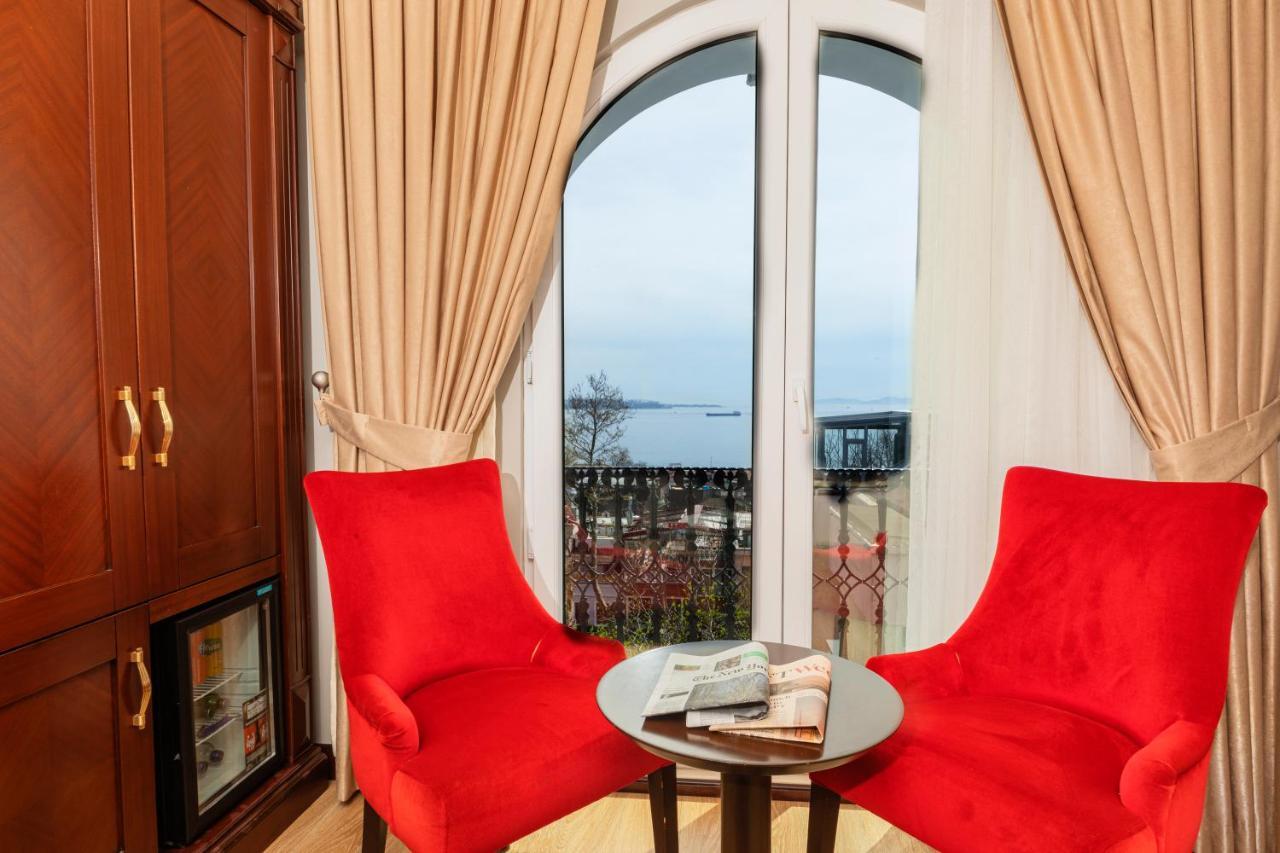 The Magnaura Palace Hotel Istanbul Exterior foto